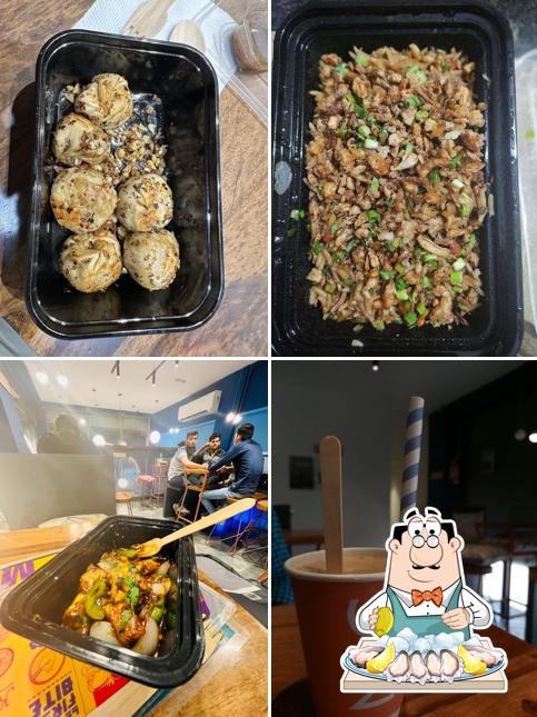 Oysters at The Momo Story