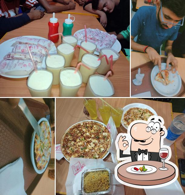 Food at The Pizza Box, Maudaha