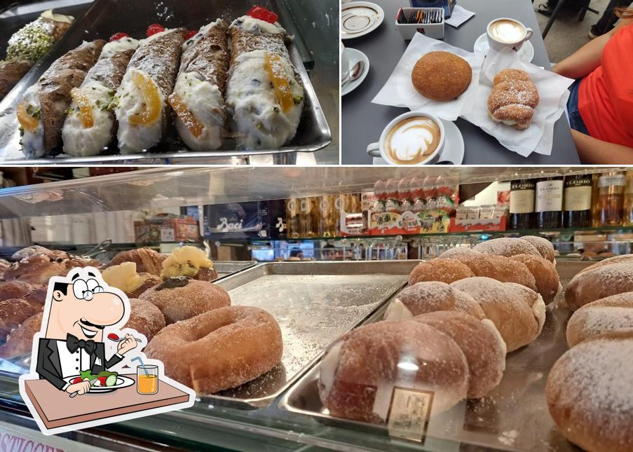 Platti al BAR MAROCCO