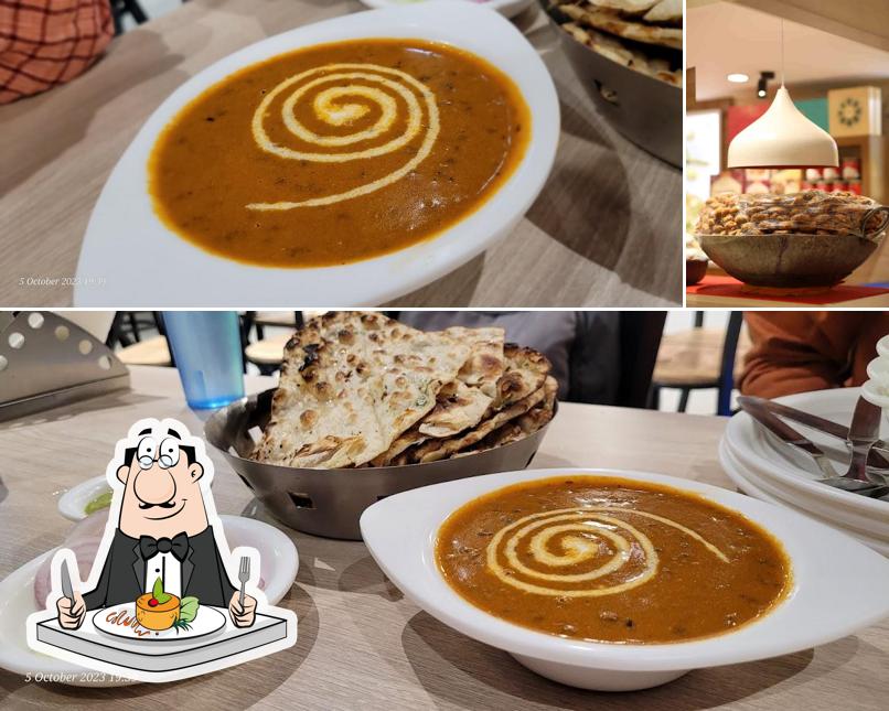 Food at Hira Sweets