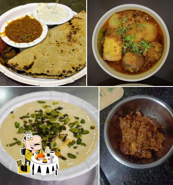 Food at Mahaveer Rabri Bhandar