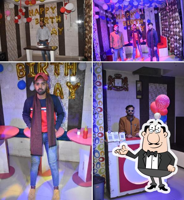 The interior of Cute Couple Cafe