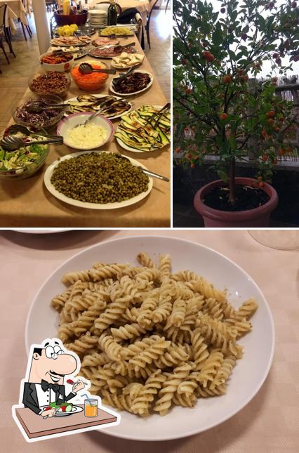 Cibo al Trattoria Pizzeria Antichi Sapori di Righetti Cristina