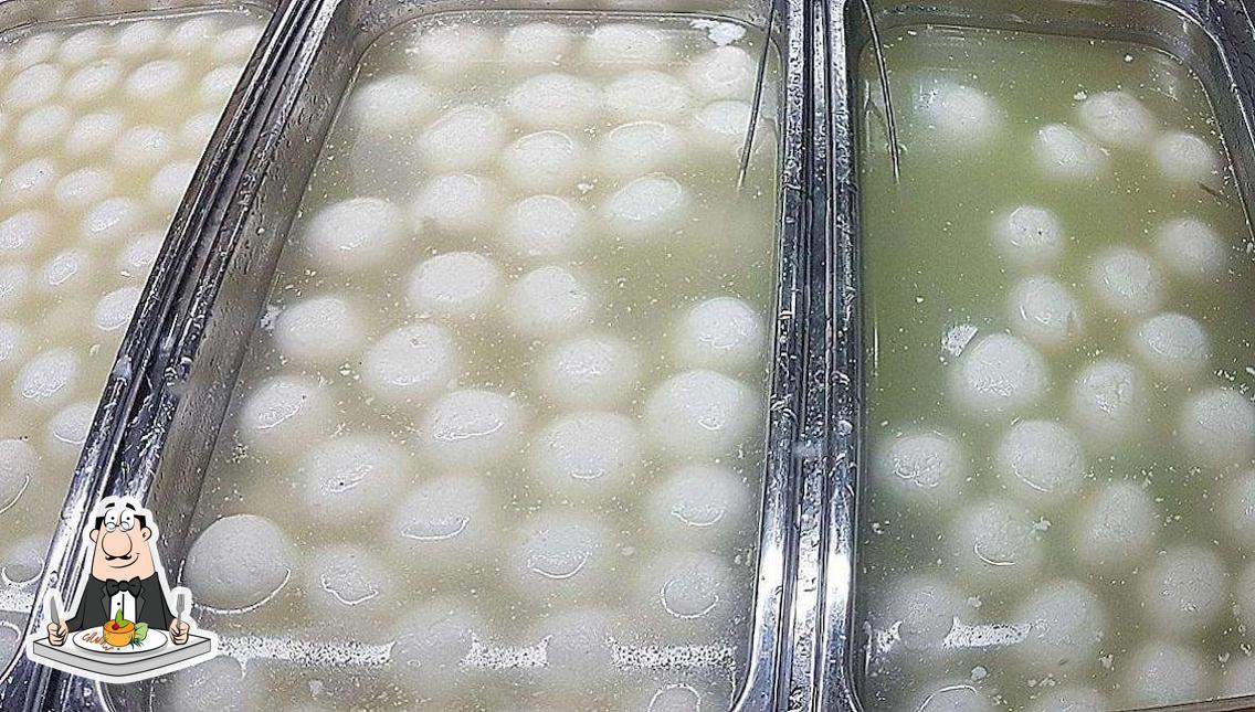 Food at Uday Misthan Bhandar