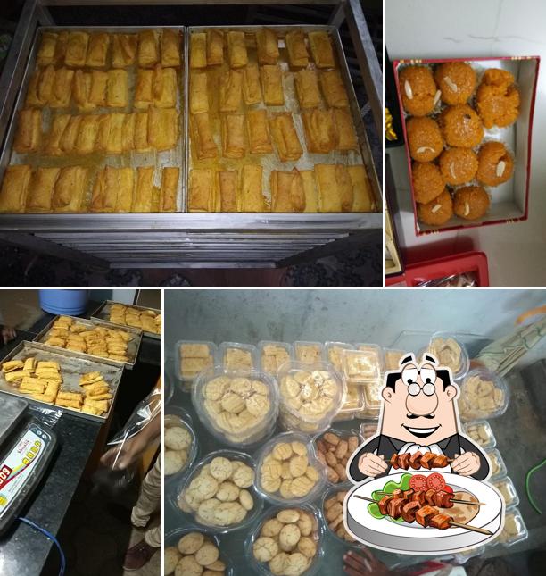 Food at Shreeji Khana Khajana