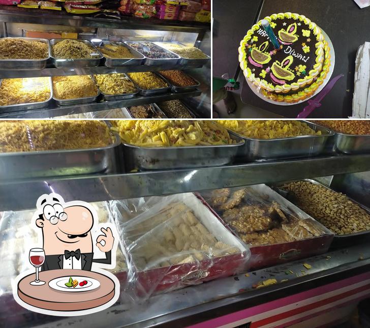 Food at Amar Jyoti Bakery