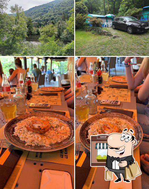 Cafe-Bar Valle Romantica si caratterizza per la esterno e cibo