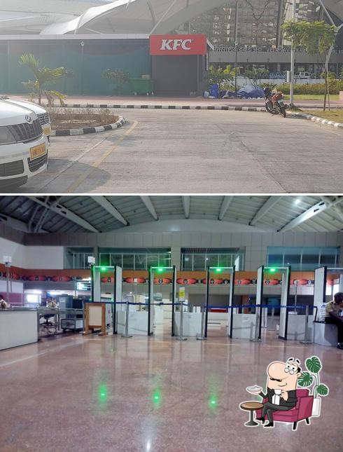 The interior of KFC VSI Airport