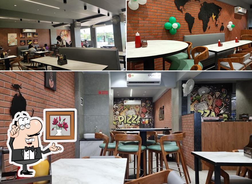 Check out how La Pinoz Pizza BaBen looks inside