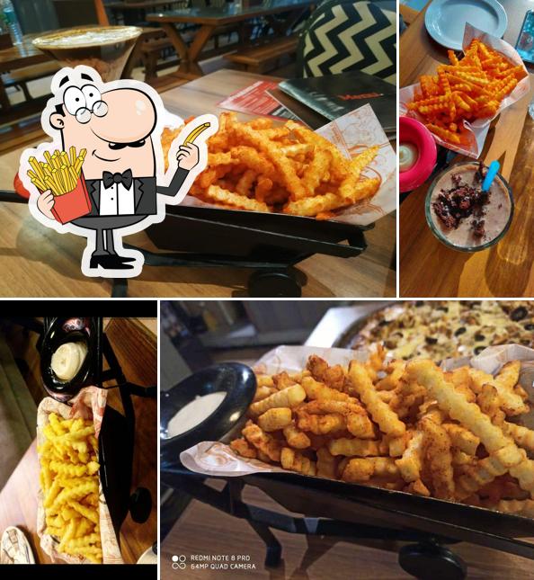 Try out French-fried potatoes at Bouffage Cafe And Bistro