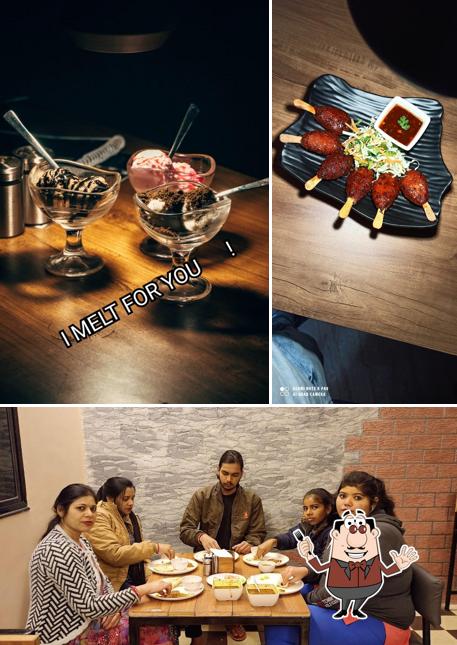 Food at Floor town