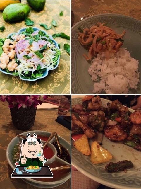 Food at The Spice Route