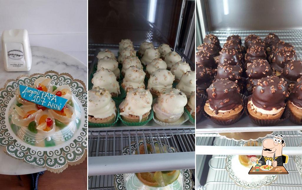 Platti al Gelateria / Pasticceria Azzaro