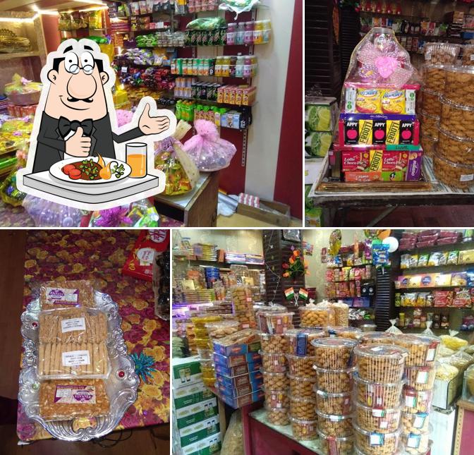 Meals at Jain Ji Bhujia Wale