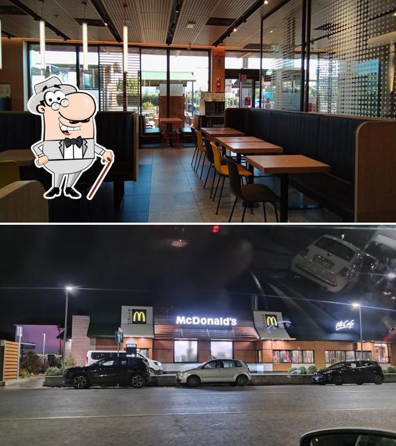 Gli esterni di McDonald's Empoli