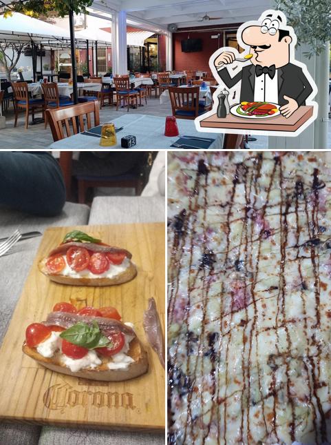 La foto della cibo e interni di Pizzeria da Matteo
