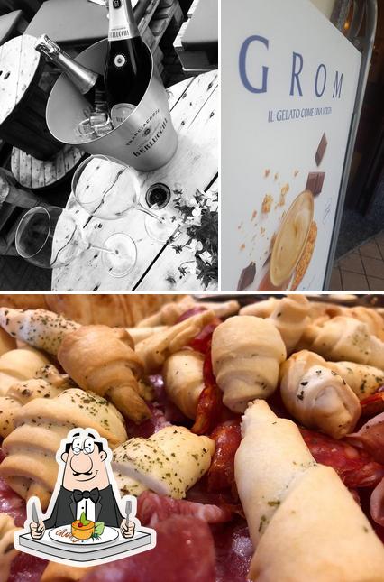 Tra le varie cose da Mistral Café Giaveno si possono trovare la cibo e bevanda