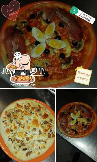 Ordina una pizza a Fuso Orario Pizzeria Napoletana