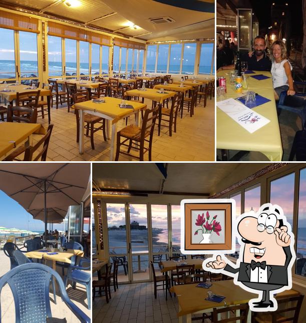 Siediti a un tavolo di Ristorante Mino
