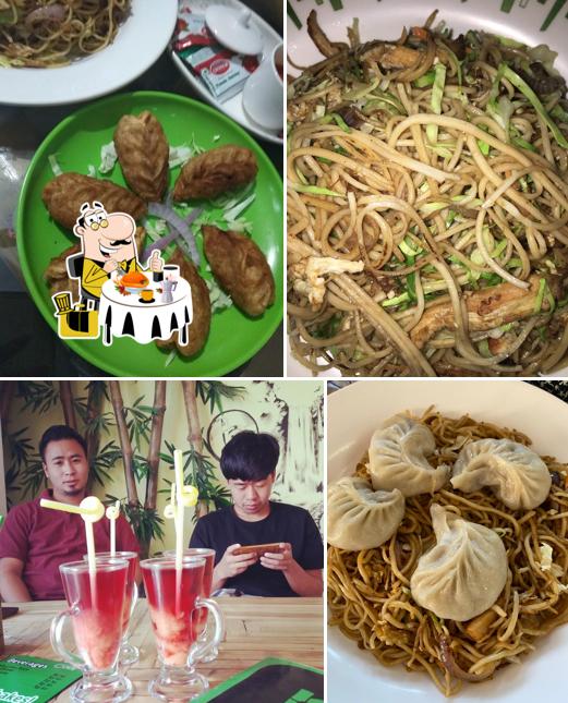 Food at BAMBUSA EXPRESS