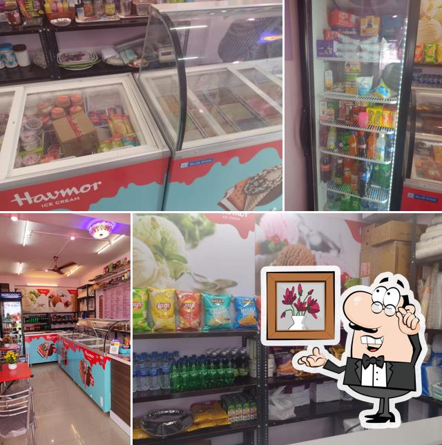 The interior of Havmor Ice Cream House, Marunji