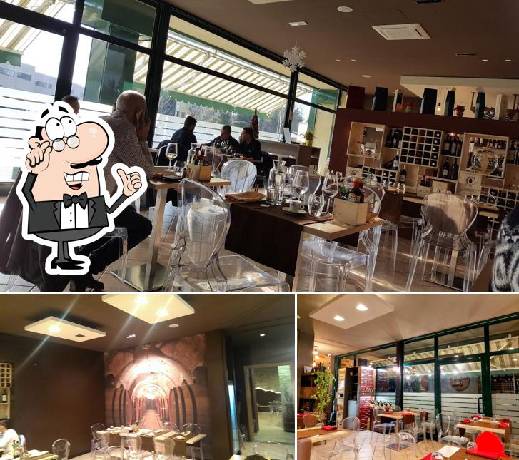 Siediti a un tavolo di The New Angus
