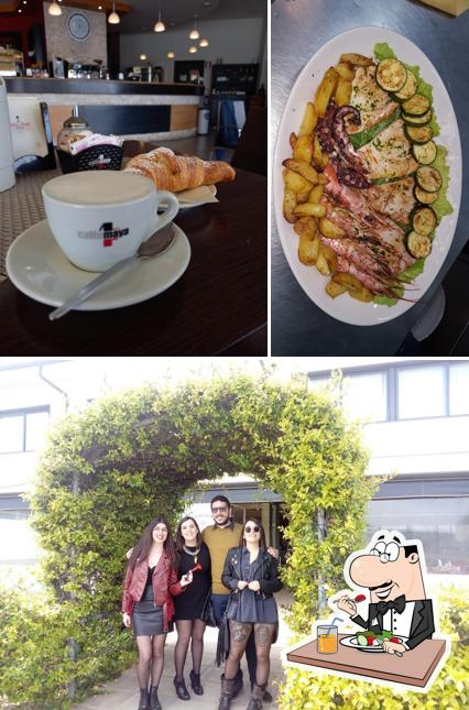 Questa è la foto che presenta la cibo e esterno di 6 Denari Risto Bar