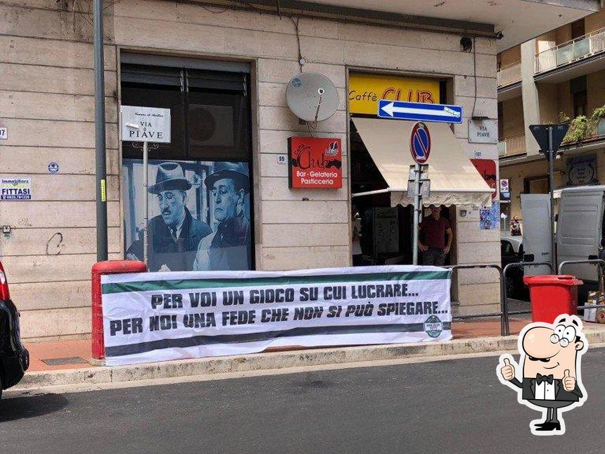 Ecco un'immagine di Caffe' Club Di Alessio e Ernesto Casoria