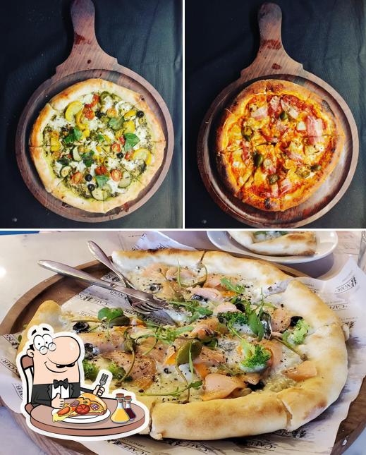 Order pizza at Café Noir