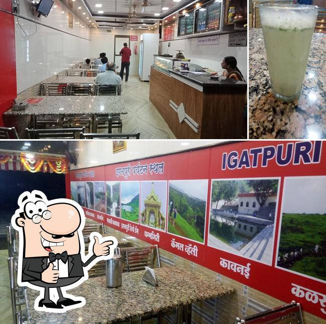 Look at this pic of Dubejij Fast Food Restaurant