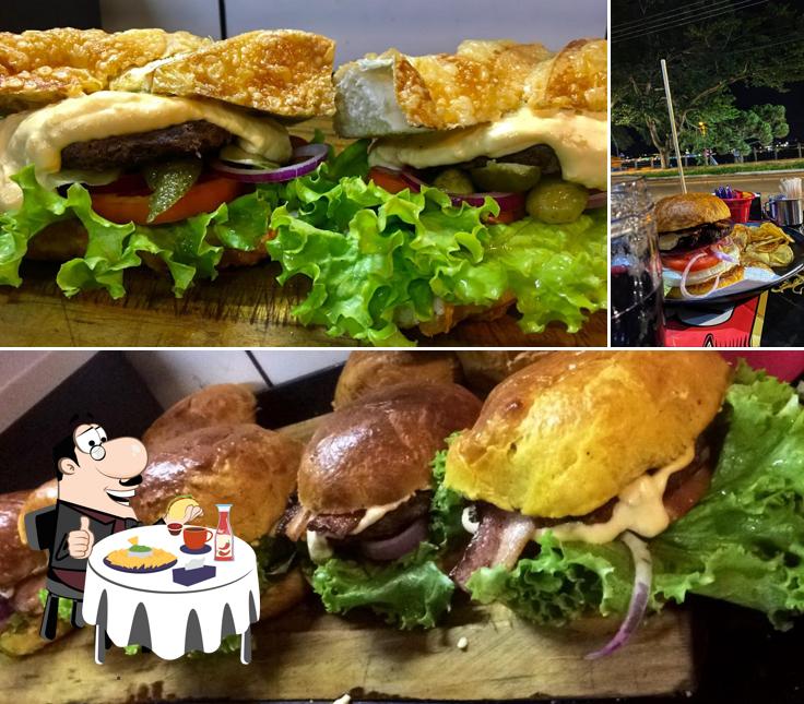 Delicie-se com um hambúrguer no Garage Burger & Grill