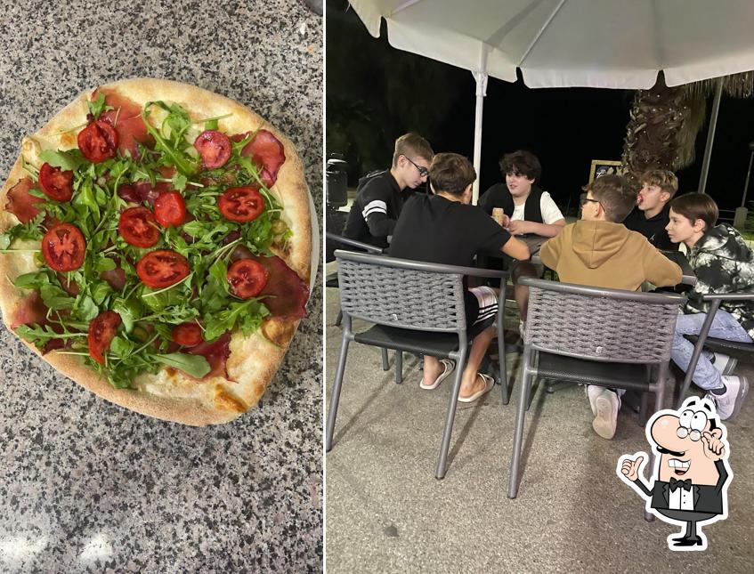 Gli interni di Pizzeria mister tacos Varazze