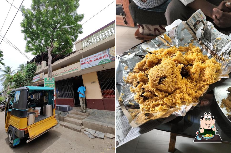 Food at Sri Thalupulamma Thalli Biryani Center