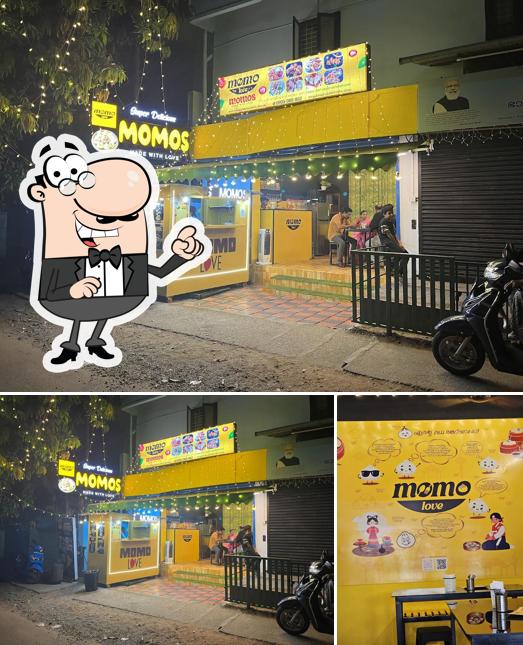 The exterior of Momo Love