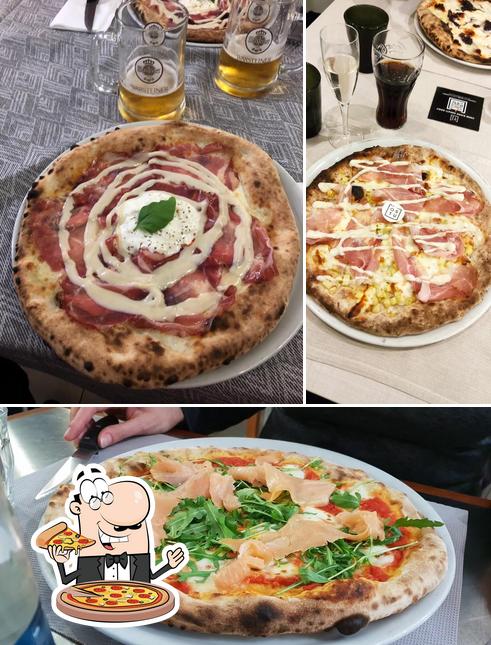 Scegli una pizza a Ostu Pizzeria - Bottega - Enoteca