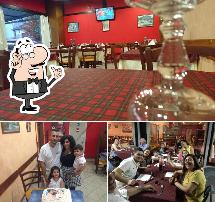 Siediti a un tavolo di Ristorante Pizzeria Leonardo