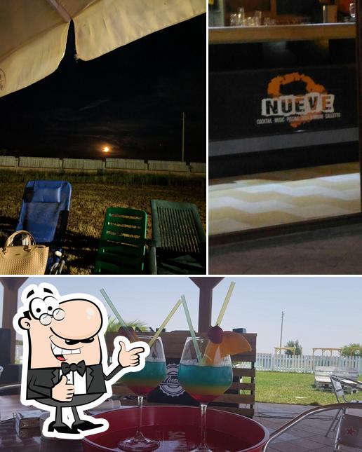 Vedi questa immagine di Bar Nueve