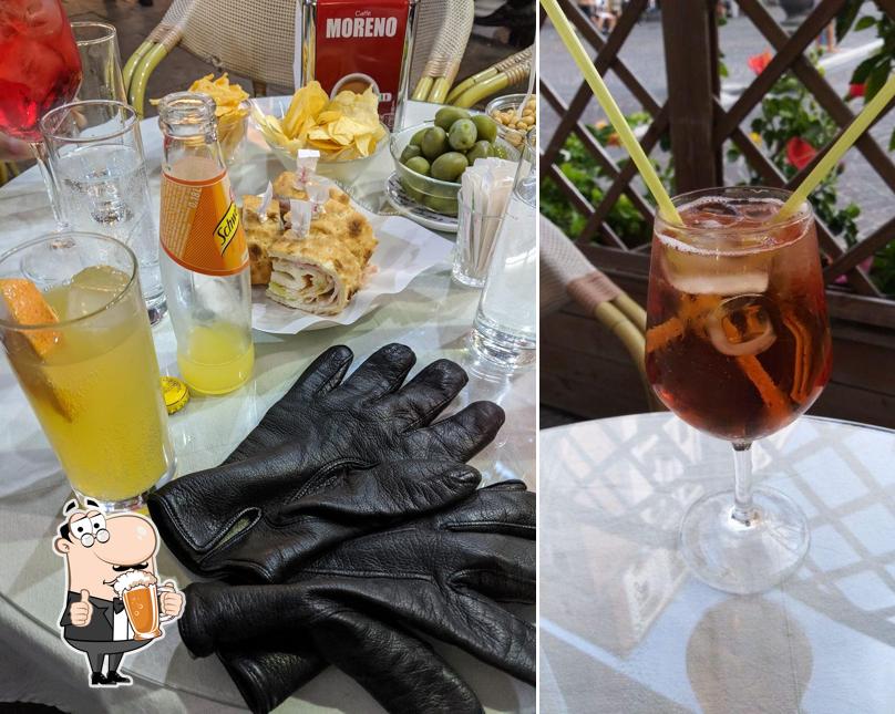 Puoi prenderti un rinfrescante bicchiere di birra chiara o scura