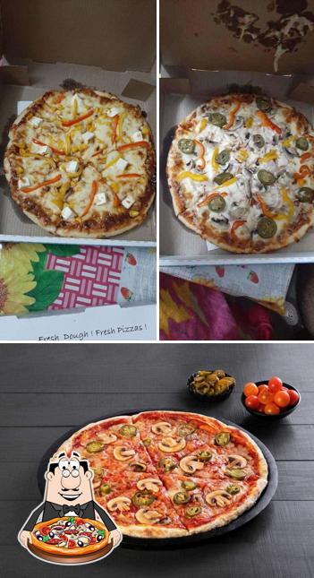At U.S. PIZZA Boisar, you can try pizza