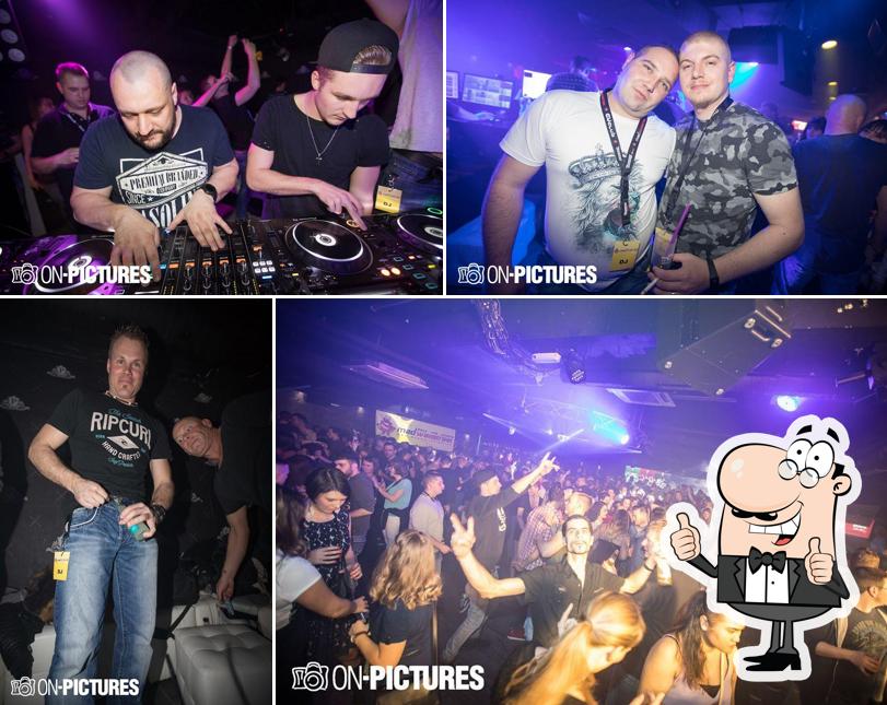 Ecco un'immagine di Mad Wallstreet