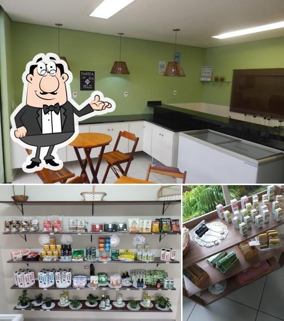 O interior do Raízes - Cozinha Veg