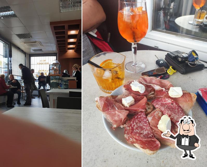 Gli interni di Caffè Tabacchi