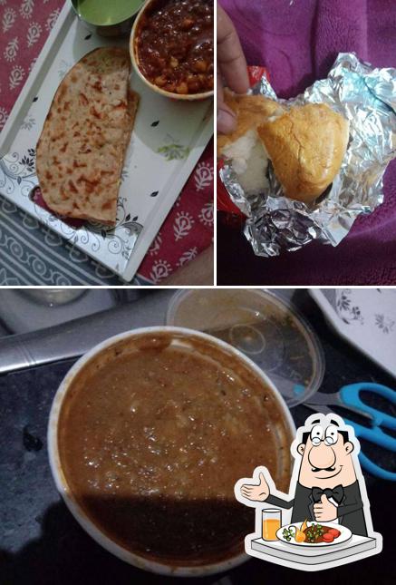 Food at Computerized Chole Kulche