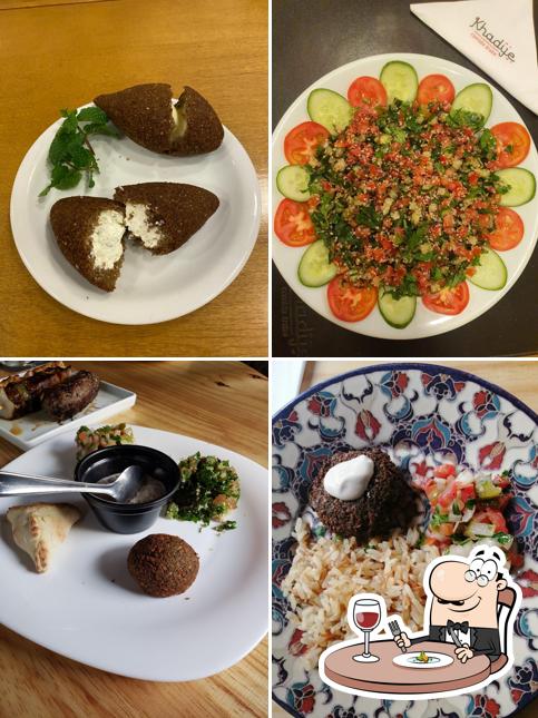 Khadije Comida Árabe