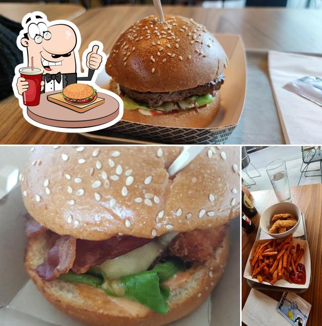 Concediti un bell'hamburger a Union Diner Gundeldingen