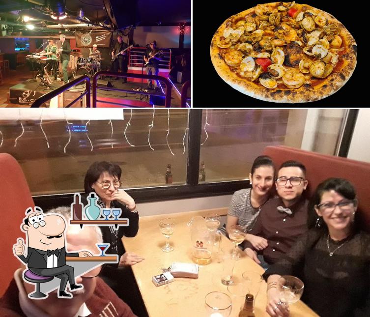 La immagine della interni e frutti di mare di Brasseur Des Grottes