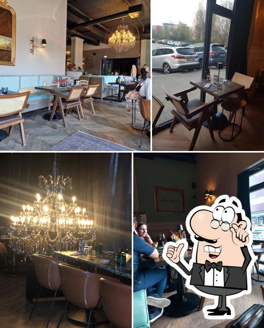 Siediti a un tavolo di Mime's Trattoria