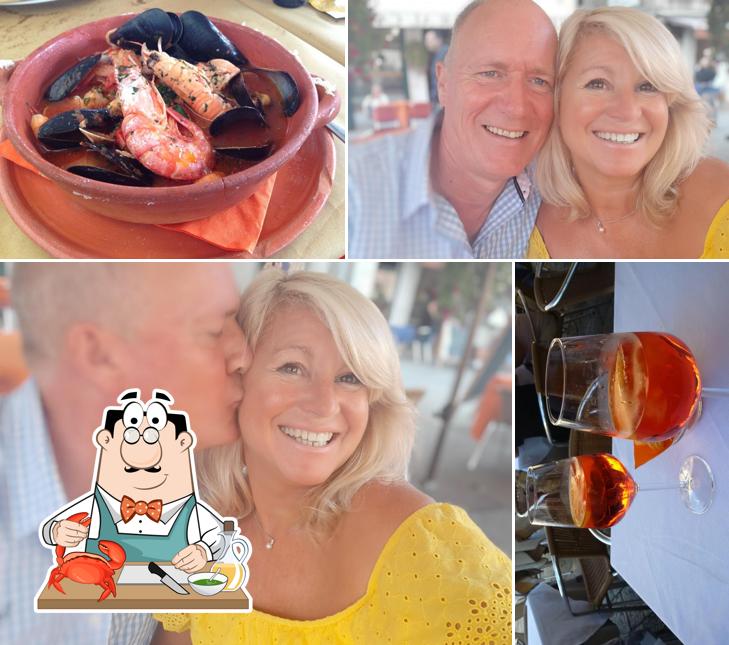 Ordina tra i molti piatti di mare proposti a Ristorante Hostaria al Cavallo pizza e cicchetti