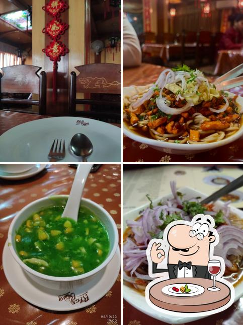 Food at Rice Bowl Thai & Chinese Restaurant
