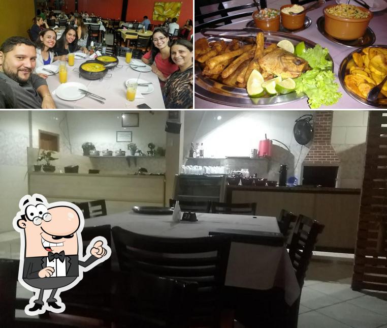 O Élcio se destaca pelo interior e mesa de jantar